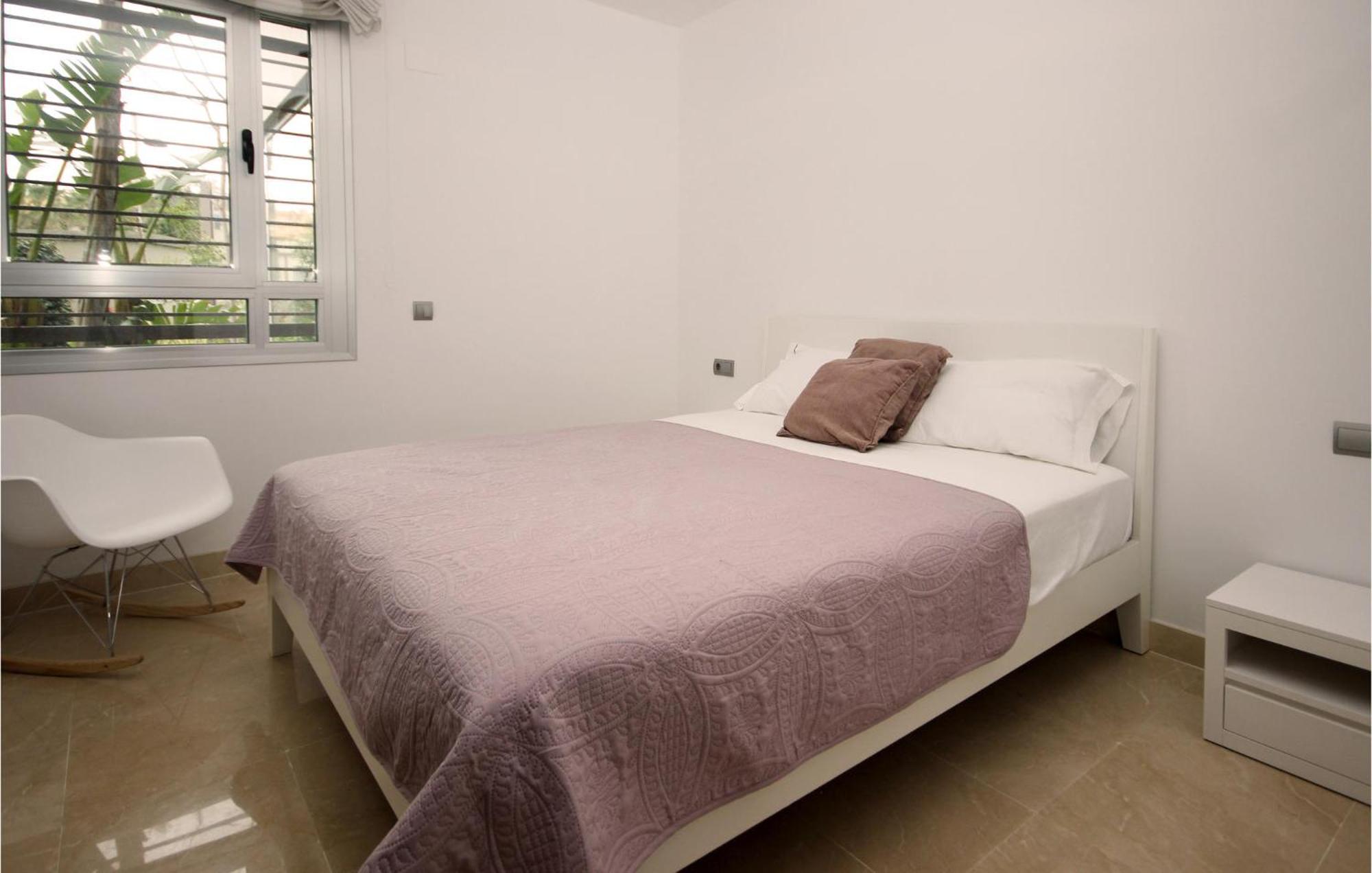 Gorgeous Apartment In Estepona With Wifi Exteriör bild