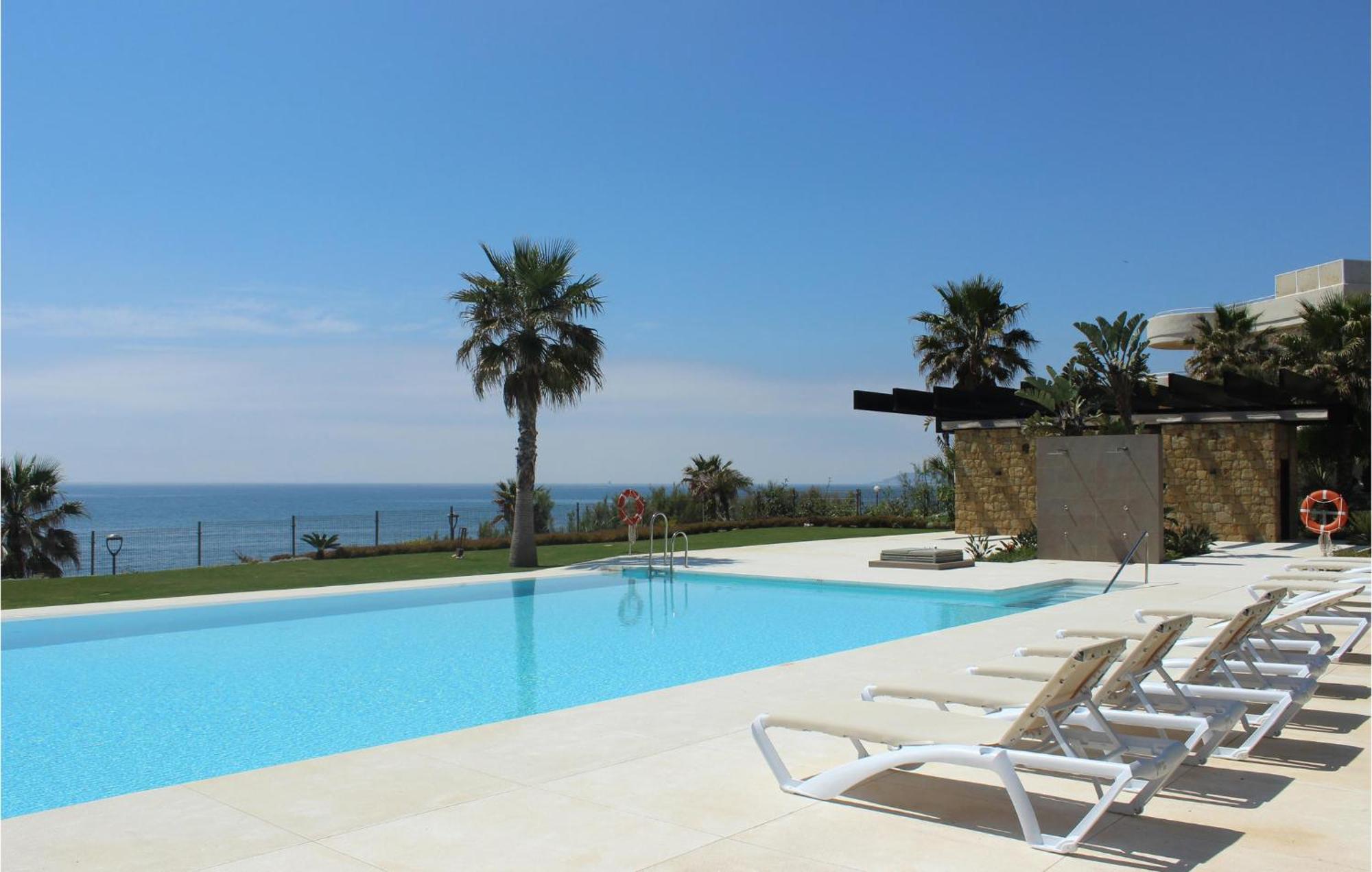 Gorgeous Apartment In Estepona With Wifi Exteriör bild