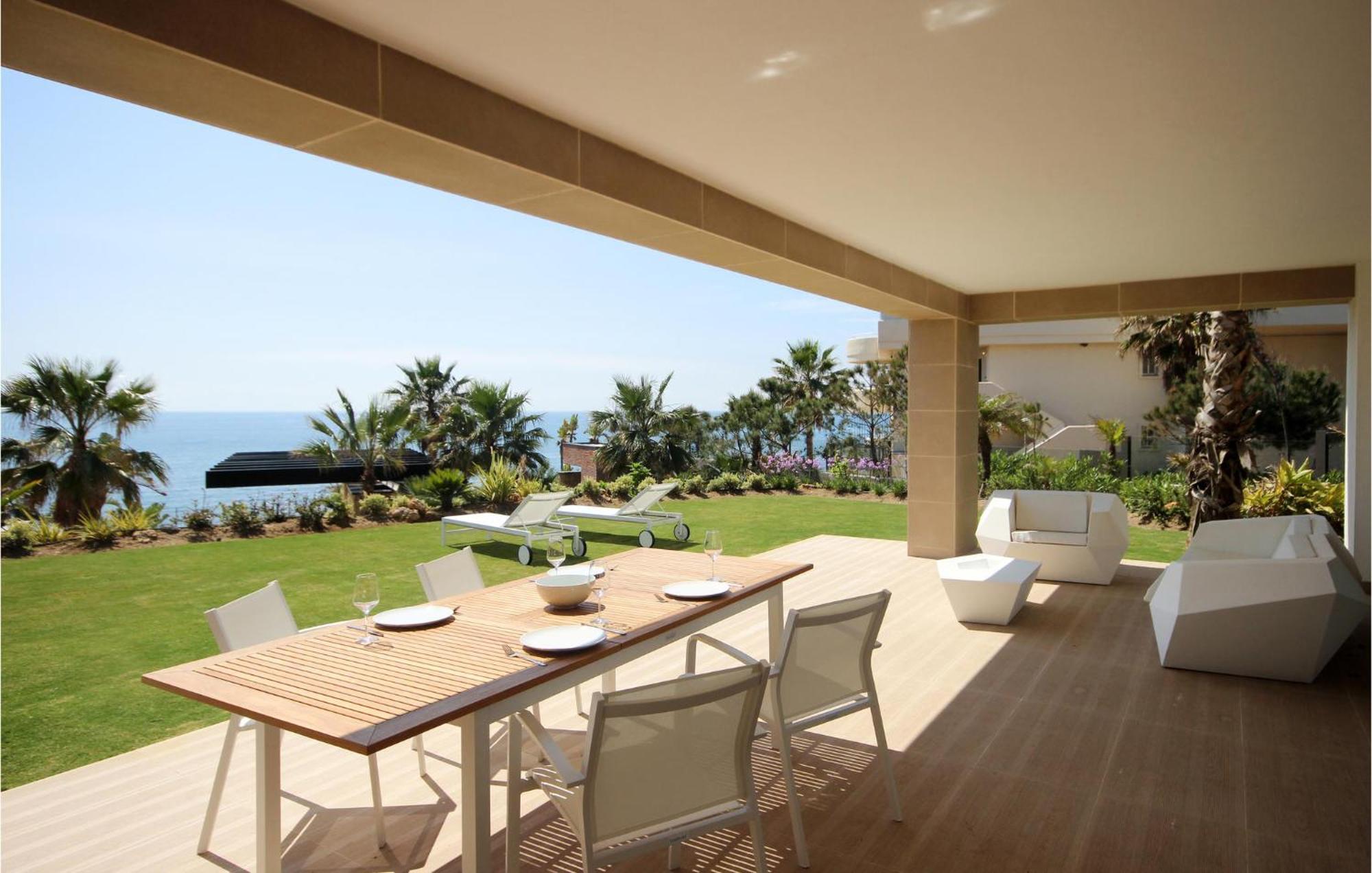 Gorgeous Apartment In Estepona With Wifi Exteriör bild